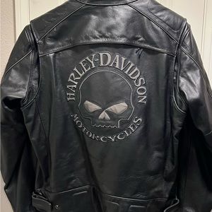Near new Harley Davidson leather jacket excellent condition
